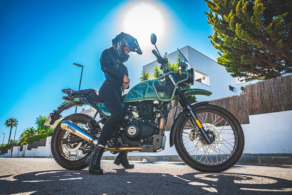 Pot echappement compatible avec Royal Enfield Himalayan 410 DIAM 42.5 2017-2020, Powercone Evo, Échappement légal, homologué,silencieux avec catalyseur, db killer amovible et tuyau de liaison spécifique 