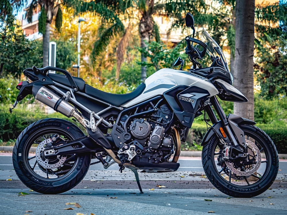 GPR pot echappement compatible avec  Triumph Tiger 900 2020-2023, New Grand Prix Evo Titanium, Échappement légal, homologué,silencieux avec db killer amovible et tuyau de liaison spécifique 