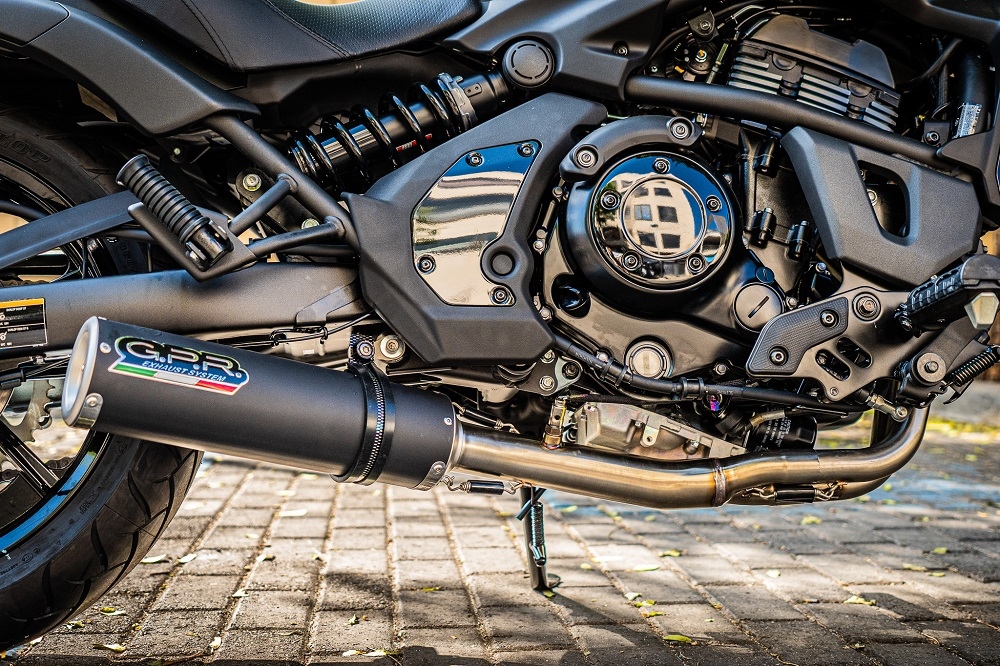 Pot echappement compatible avec Kawasaki Vulcan 650 S 2014-2016, M3 Black Titanium, Homologué et légal, système d'échappement complet avec catalyseur et db killer amovible 
