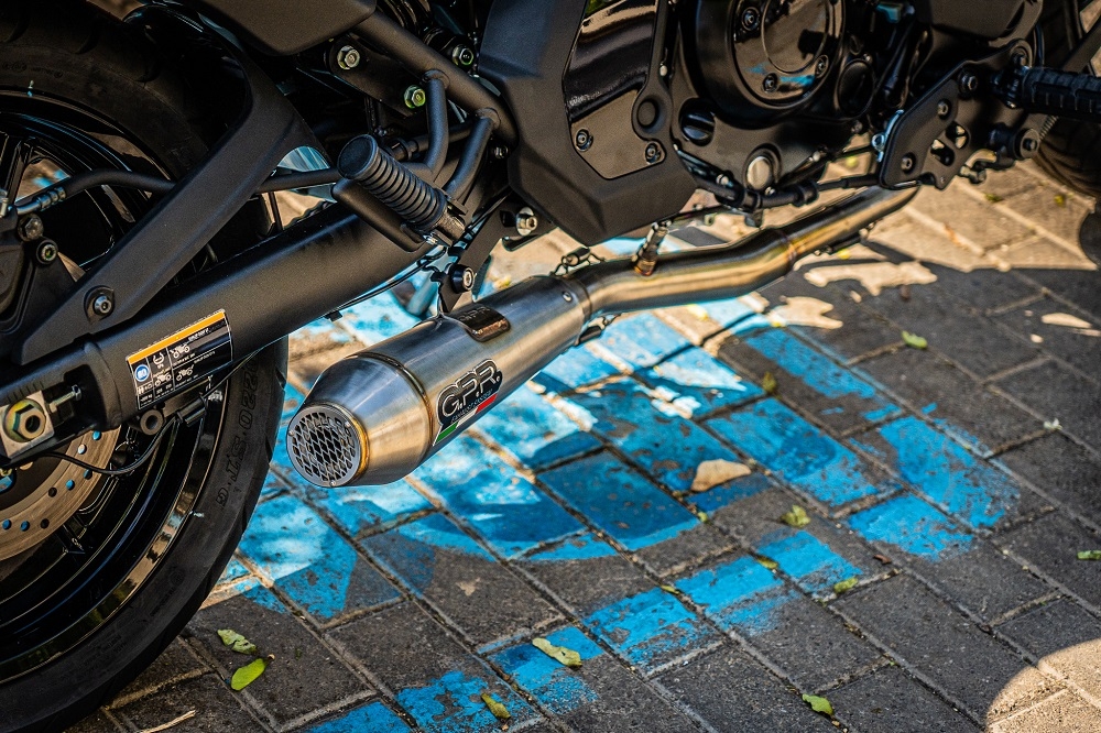 Pot echappement compatible avec Kawasaki Vulcan 650 S 2017-2020, Ultracone, Homologué et légal, système d'échappement complet avec catalyseur et db killer amovible 