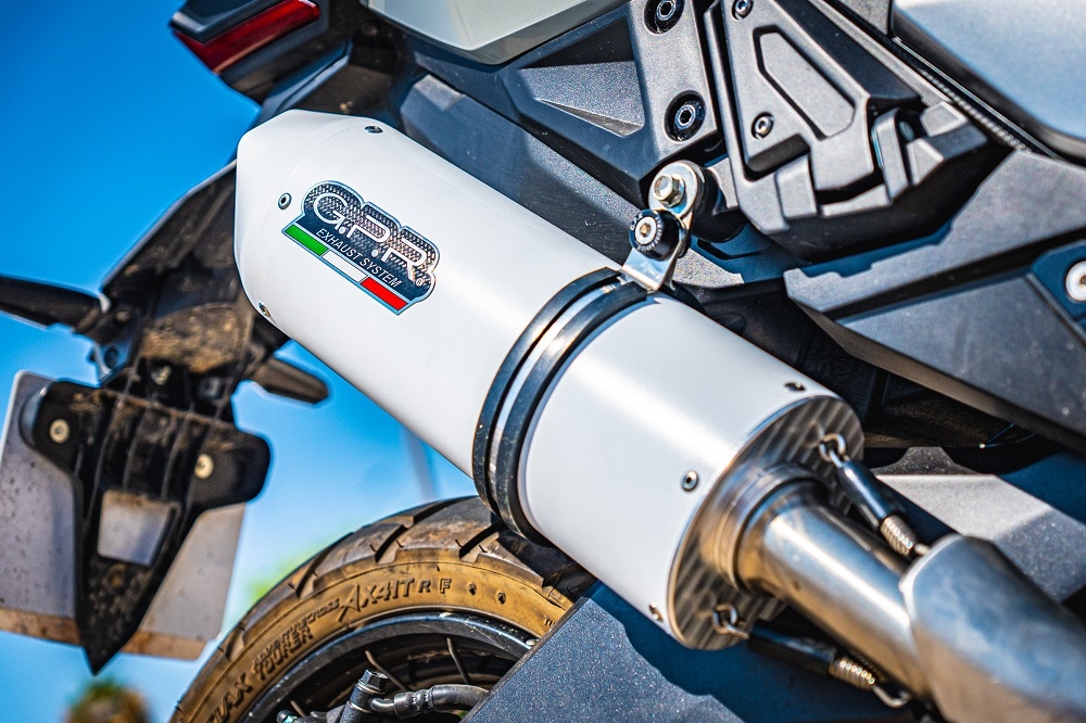 Pot echappement compatible avec Honda X-Adv 750 2021-2024, Albus Evo4, Échappement légal, homologué,silencieux avec db killer amovible et tuyau de liaison spécifique 