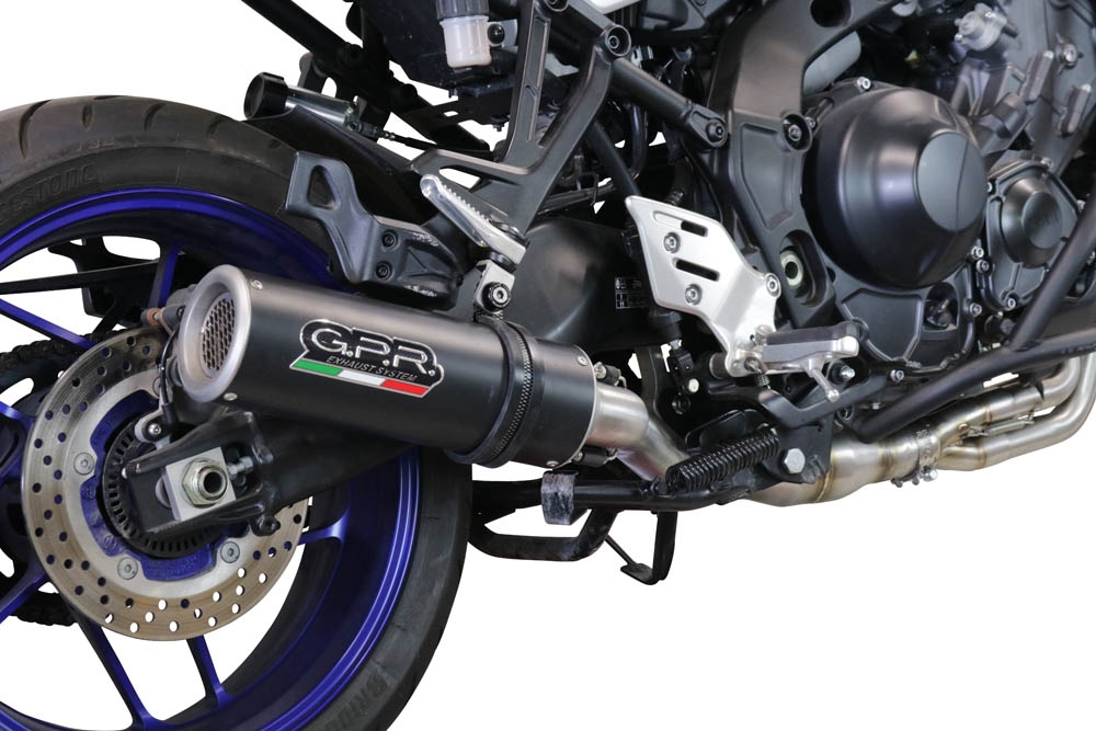 Pot echappement compatible avec Yamaha Tracer 9 2021-2024, M3 Black Titanium, Homologué et légal, système d'échappement complet avec catalyseur et db killer amovible 
