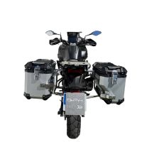 GPR TECH compatible with  Voge 525DSX 2023/2025 e5 Paire de valises latérales en aluminium avec côté droit profilé, couleur argent avec support de valise spécifique Capacité 38 LT. + 32 LT.