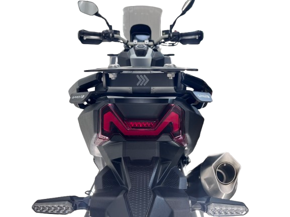 Roof rack GPR TECH compatible with  Sym ADX TG 400 2024/2026 e5 Plus Porte-bagages arrière spécifique Top Case ALPITECH 26 > 35 LT Porte-bagages arrière spécifique, en acier inoxydable fabriqué avec 4 points d'ancrage
