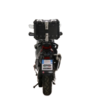 Top case GPR TECH compatible with  Sym ADX TG 400 2024/2026 e5 Plus Top Case Alpitech en aluminium, couleur noire avec plaque spécifique incluse Capacité Litres 26