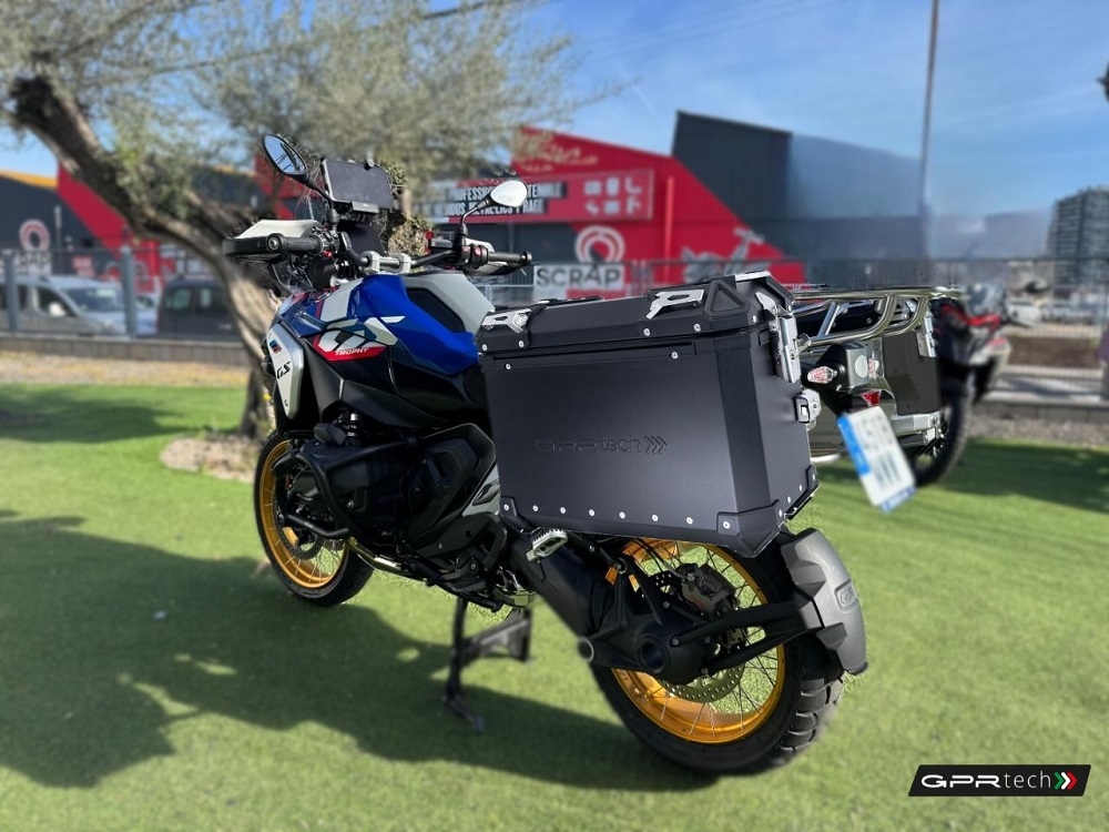 GPR TECH compatible with  Bmw R 1300 GS Adventure 2023/2025 Paire de valises latérales en aluminium avec couleur noire avec support de valise spécifique Capacité 38 LT. + 38 LT.