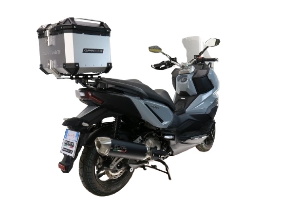 Top case GPR TECH compatible with  Sym ADX 300 2024/2026 e5 Plus Top Case Alpitech en aluminium, couleur argent avec plaque spécifique incluse Capacité Litres 35