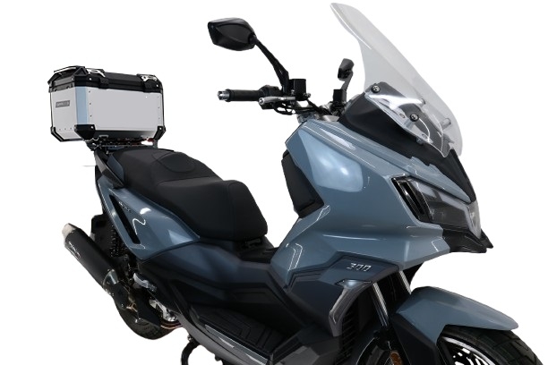 Top case GPR TECH compatible with  Sym ADX 300 2024/2026 e5 Plus Top Case Alpitech en aluminium, couleur argent avec plaque spécifique incluse Capacité Litres 45