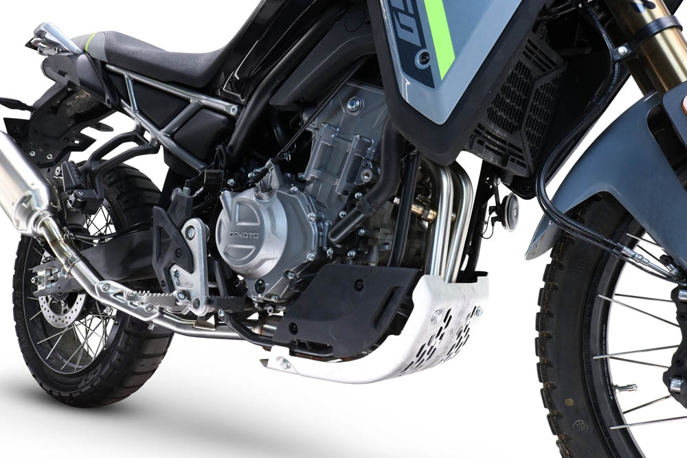 GPR pot echappement compatible avec  Cf Moto 450 MT 2024-2024, Decatalizzatore, Suppresseur de cataliseu, décatalyseurr, article sans homologation 