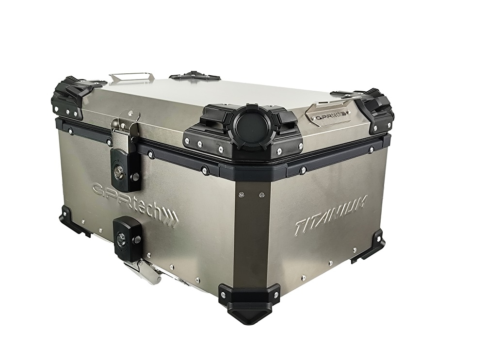GPR TECH TOP CASE ALPI-TECH 55 LT.  Top case en Titane, couleur naturel avec plaque universelle incluse Capacité Litres 55