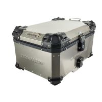 GPR TECH TOP CASE ALPI-TECH 55 LT.  Top case en Titane, couleur naturel avec plaque universelle incluse Capacité Litres 55