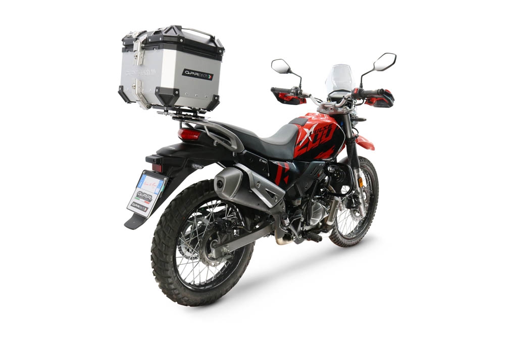 Top case GPR TECH compatible with  Hero Xpulse 200 4V 2025/2026 E5 plus Top Case Alpitech en aluminium, couleur argent avec plaque spécifique incluse Capacité Litres 26