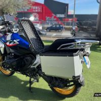 GPR TECH compatible with  Bmw R 1300 GS Adventure 2023/2025 Paire de valises latérales en aluminium avec couleur argent avec support de valise spécifique Capacité 38 LT. + 38 LT.
