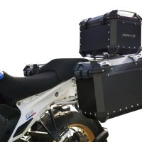 GPR TECH compatible with  Bmw R 1300 GS 2023/2025 Kit triptyque réalisé en couleur noire, avec Top case 45 Lt + Valises latérales 38 Lt + 38 Lt + support de porte-bagages général Capacité du top case 45 Litres + capacité des valises latérales 38 Litres + 