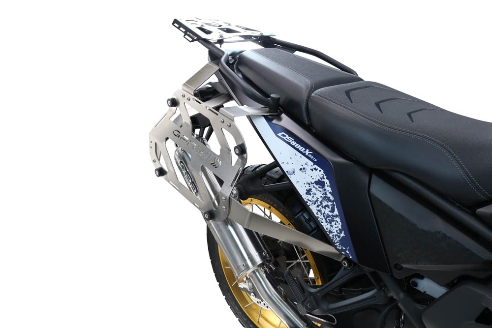 GPR TECH compatible with  Voge DS 800 Rally 2025/2026 Paire de valises latérales en aluminium avec côté droit profilé, couleur argent avec support de valise spécifique TECH-EVO  Capacité 38 LT. + 32 LT.