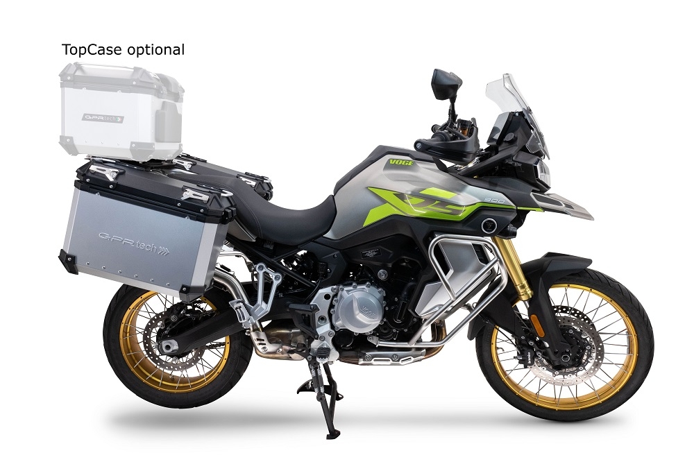 Paire de valises latérales en aluminium avec côté droit profilé, couleur noire avec support de valise spécifique argent GPR TECH compatible avec  Voge 900DSX 2024/2025 e5