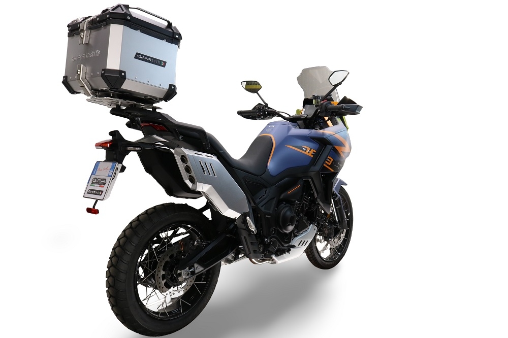 GPR TECH compatible with  Zontes 703 F 2025/2026 Top Case Alpitech en aluminium, couleur argent avec plaque spécifique incluse Capacité Litres 35