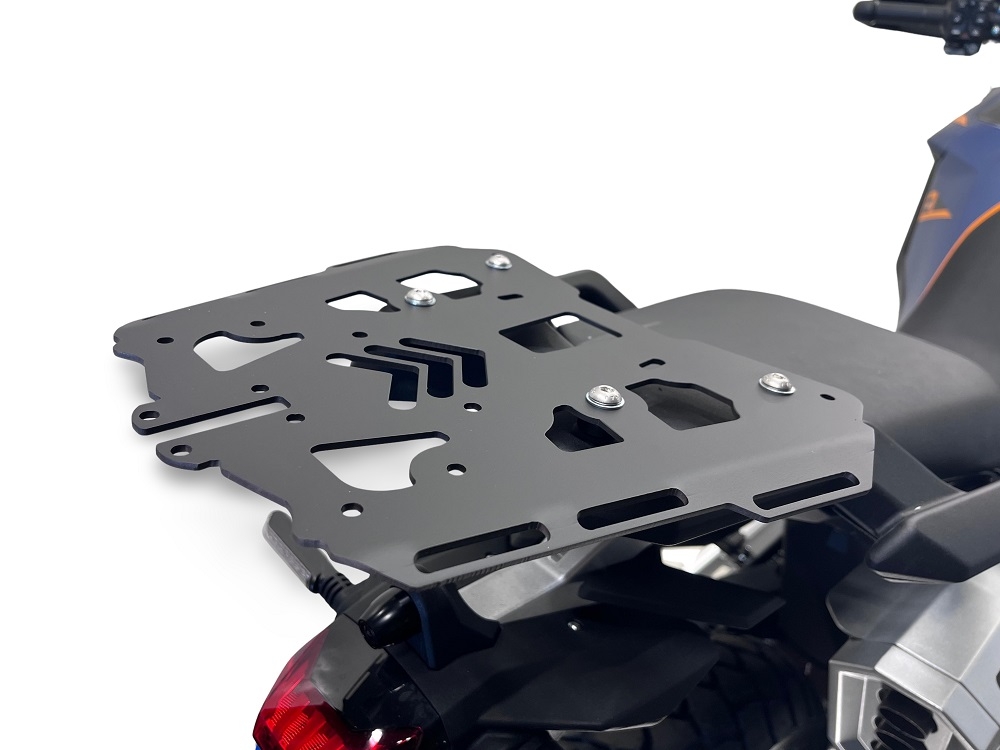 GPR TECH compatible with  Zontes 703 F 2025/2026 Plaque de montage spécifique Top Case ALPITECH 35>55 LT compatible avec le porte-bagages d'origine, en acier inoxydable fabriqué avec 4 points d'ancrage